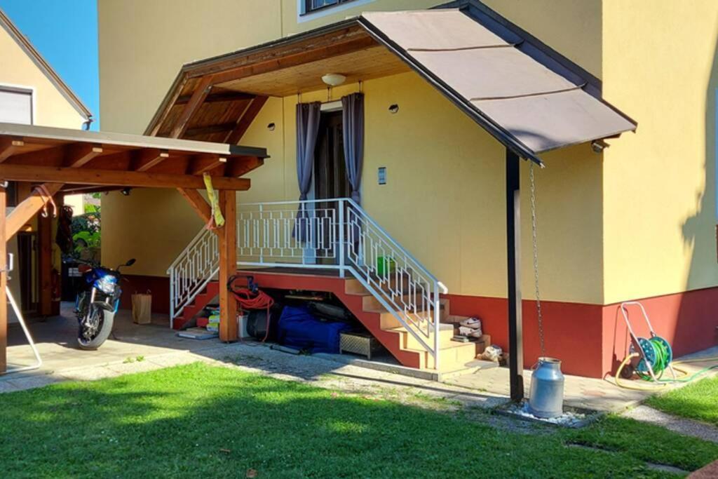 Quiet Apartment Close To Town 빌라흐 외부 사진